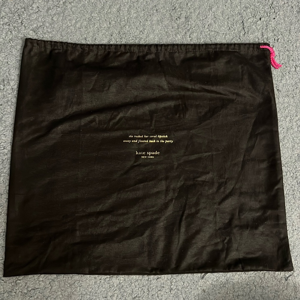 Kate ♠️ Dust Bag